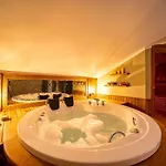 Casa Oliva 1 With Sauna Pool Patio & Bbq Вилла